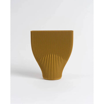 Fluke Vase by Cyrc.