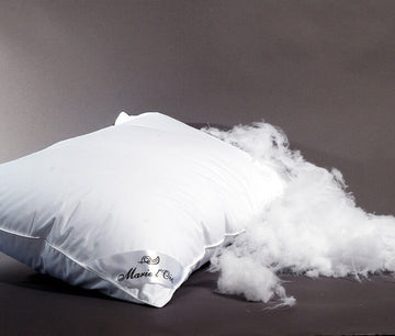 Marie l'Oie | Primaloft Pillow with Piping